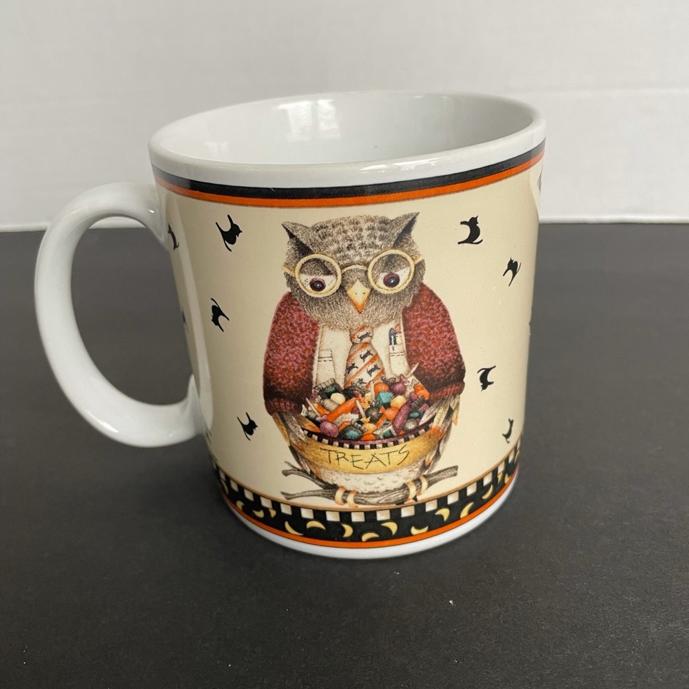 Halloween owl black cat Debbie Mumm mug by Sakura